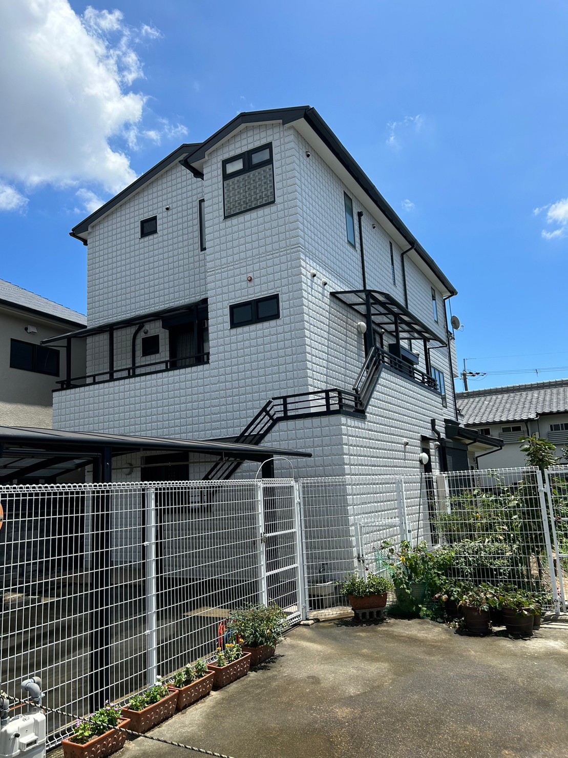 【箕面市 池田市 豊中市】箕面市 U様邸 完工 【外壁塗装・防水工事】 | ブログ| 箕面市周辺【細かい見積り】外壁塗装と屋根塗装の専門店