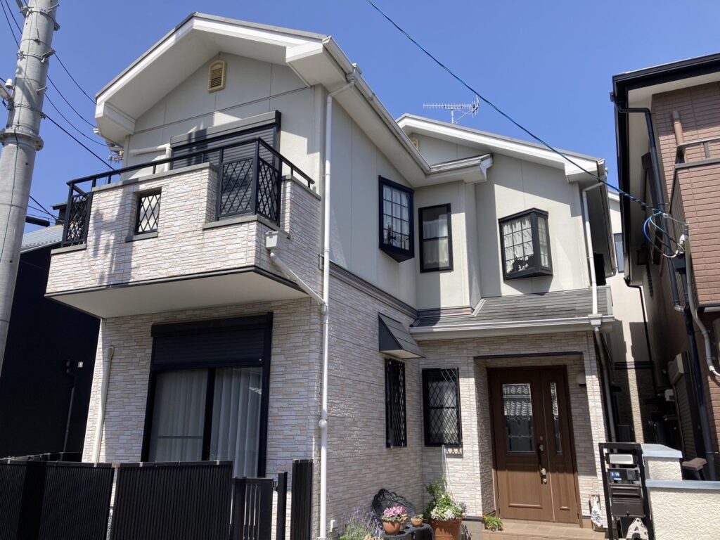 【箕面市 池田市 豊中市】箕面市 Y様邸 塗装工事完工 【外壁塗装・防水工事専門店】 | ブログ| 箕面市周辺【細かい見積り】外壁塗装と屋根 ...