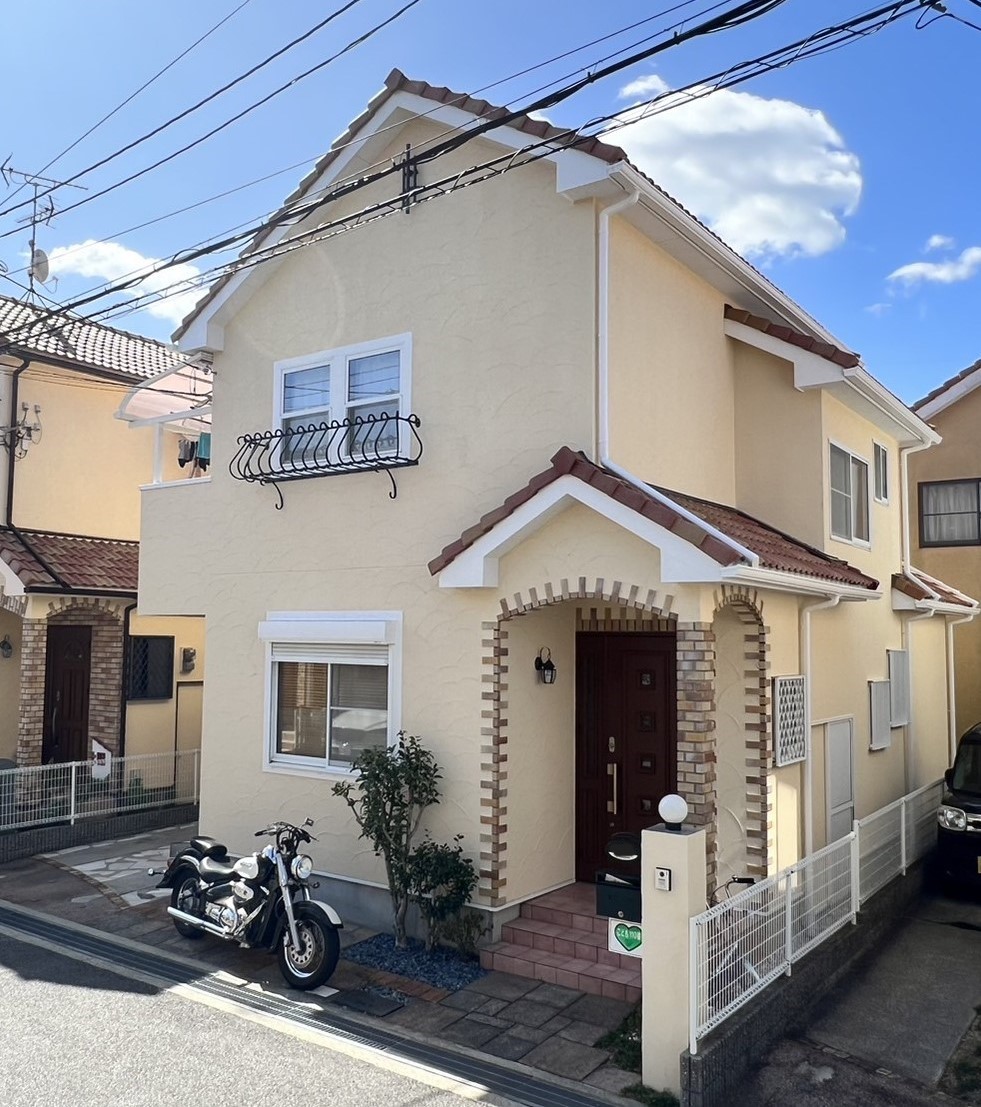 【箕面市 池田市 豊中市】箕面市 N様邸 完工 【外壁塗装・防水工事専門店】 | ブログ| 箕面市周辺【細かい見積り】外壁塗装と屋根塗装の専門店