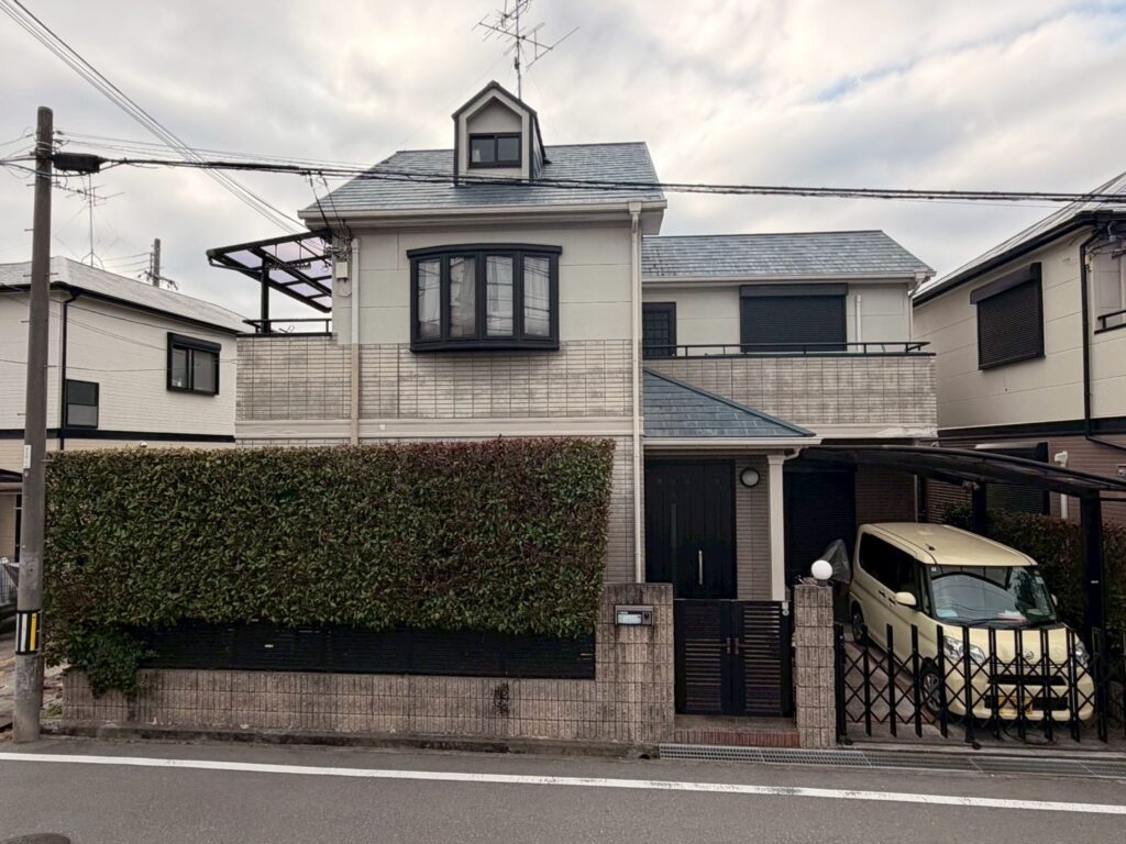 【箕面市 池田市 豊中市】箕面市 S様邸 塗装工事 【外壁塗装・雨漏り・防水工事専門店】 | ブログ| 箕面市周辺【細かい見積り】外壁塗装と ...